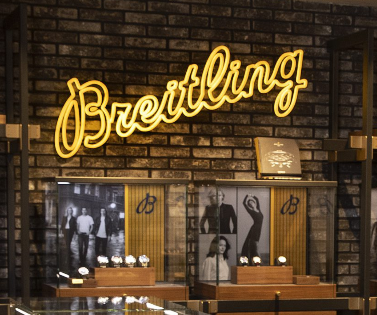 Breitling, Sign, Mansign