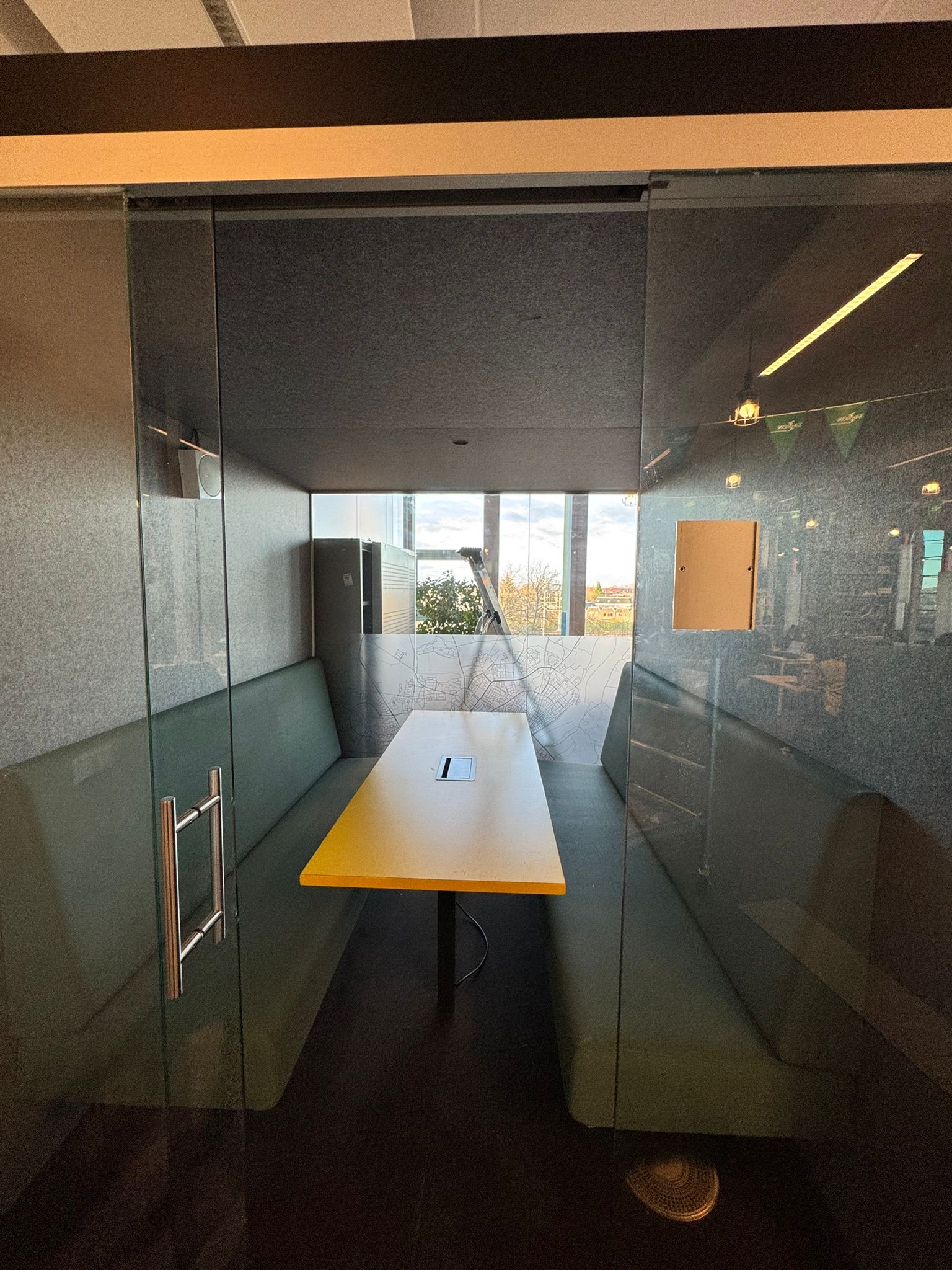 Hogeschool Saxion PET vilt - Mansign