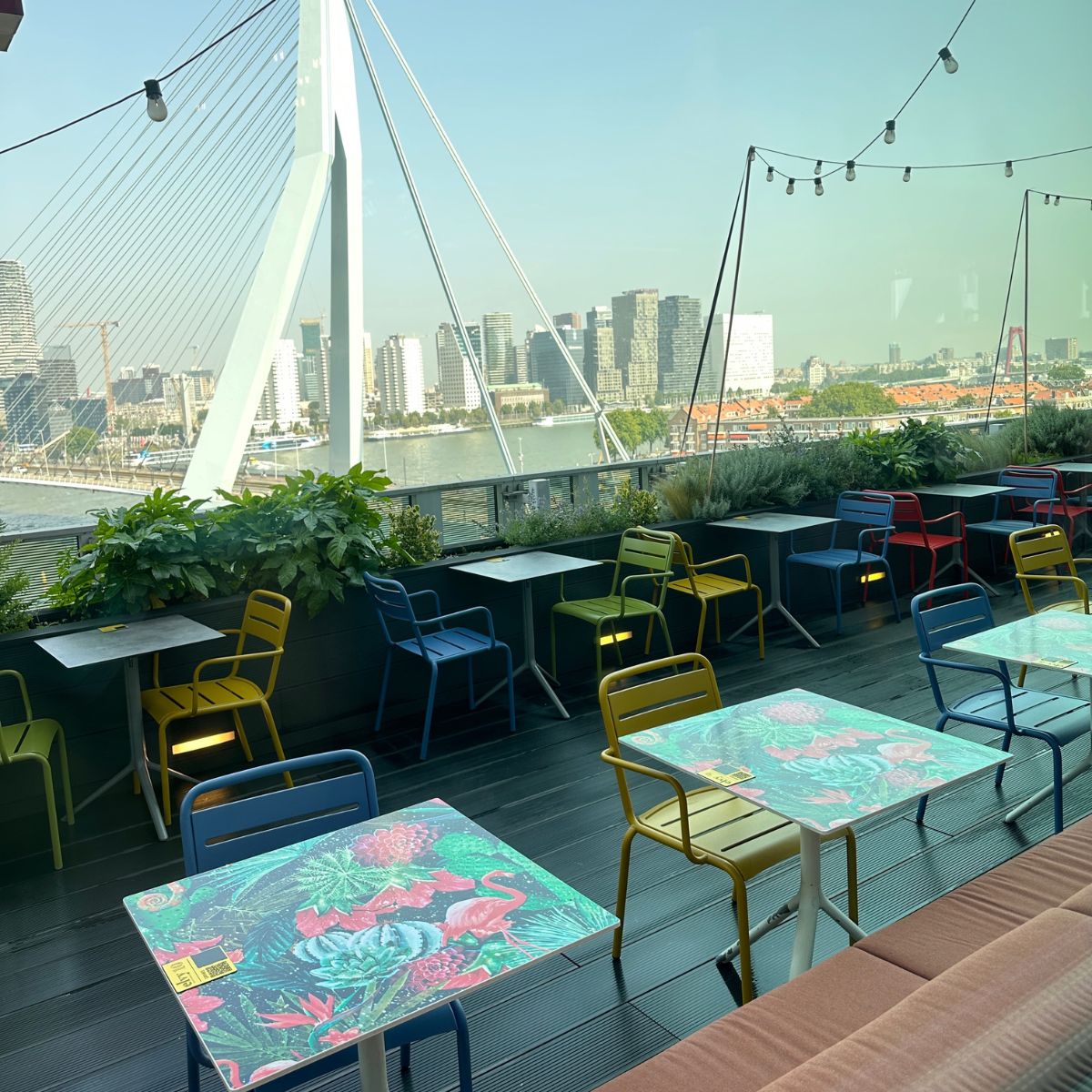 Tafelwrap Nhow Hotel Rotterdam - Mansign